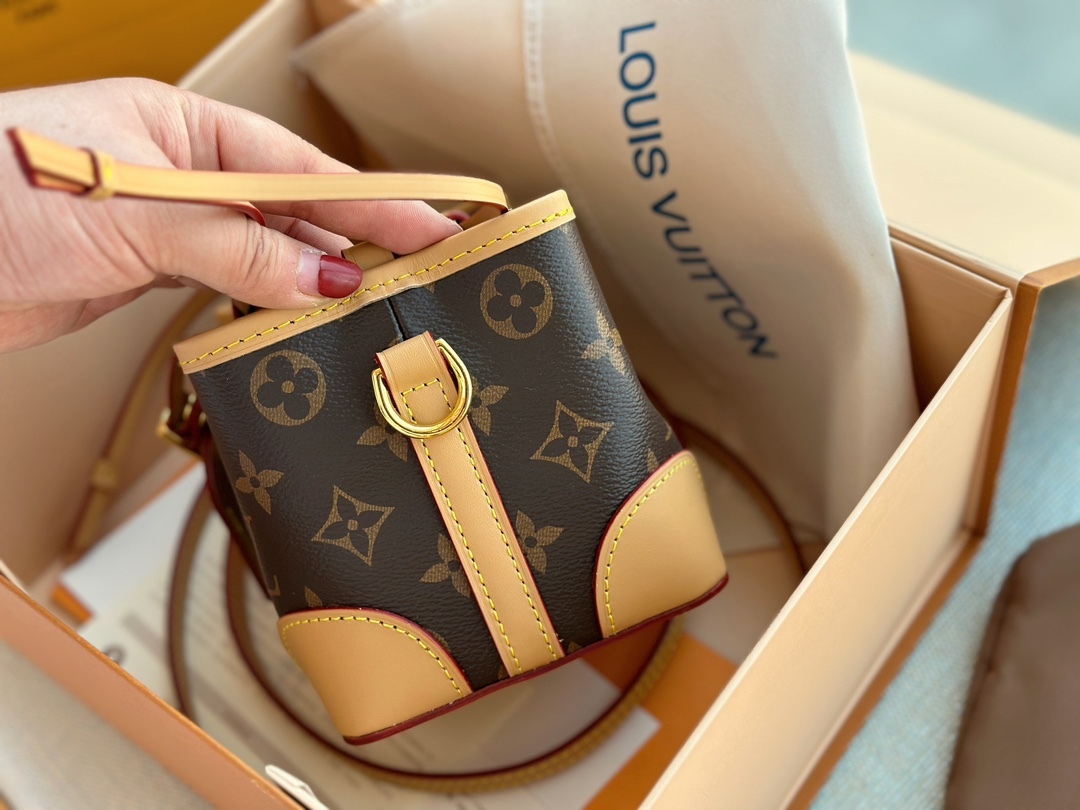 LV NOÉ PURSE BROWN AND BEIGE NOÉ PURSE 12CM M57099