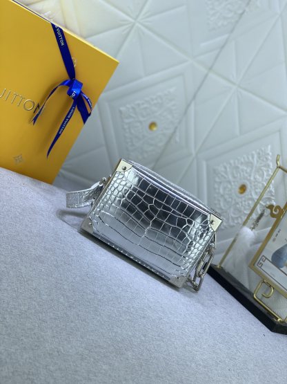 LV MINI SOFT TRUNK CROCODILIAN SILVER LEATHER 18.5CM N80956