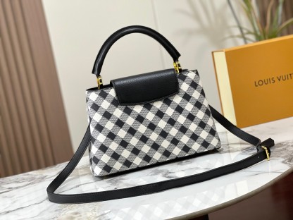 LV CAPUCINES BLACK 32CM M20716