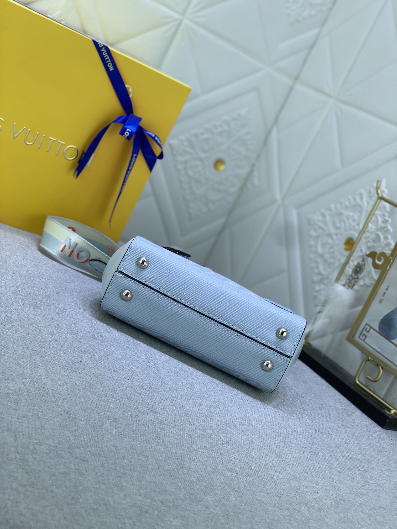 LV CLUNY MINI CLOUD BLUE 20CM M22617