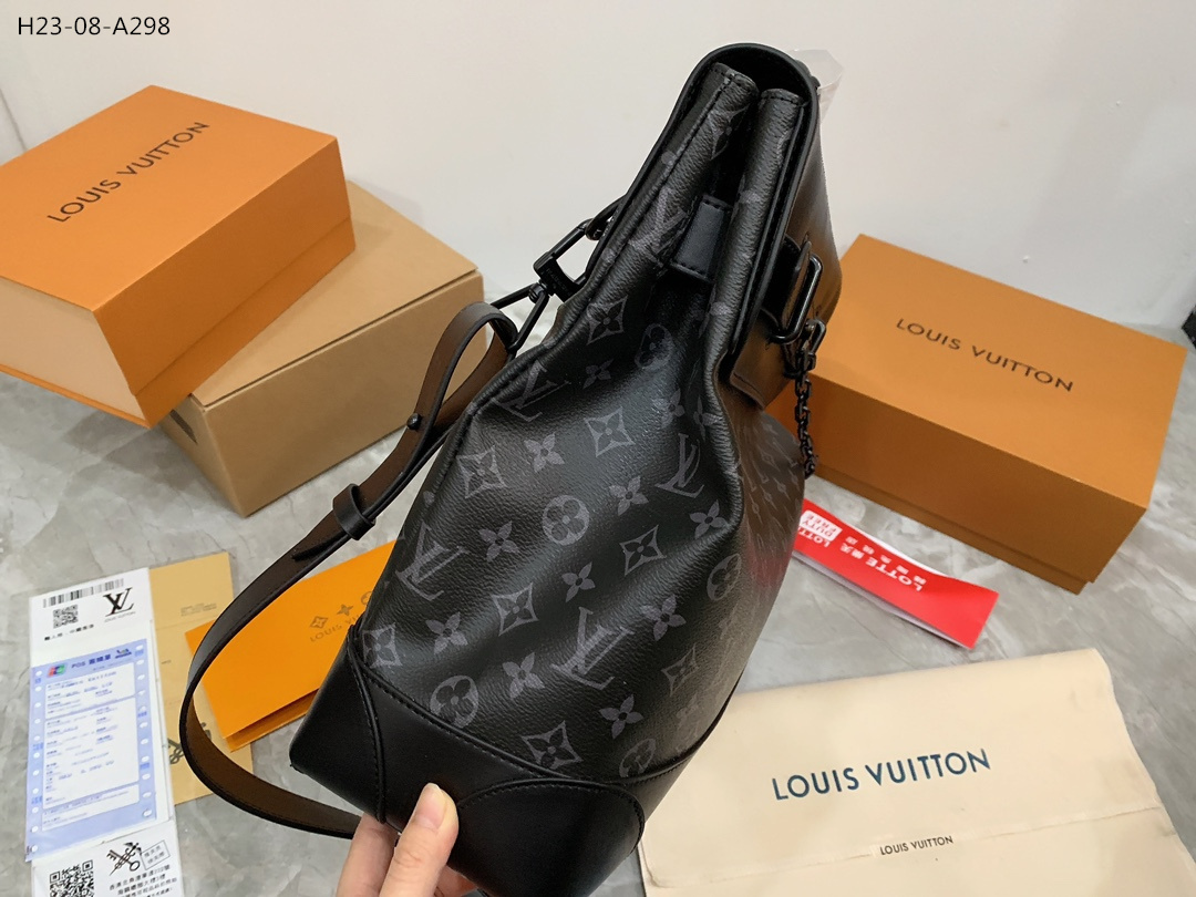 LV STEAMER MONOGRAM ECLIPSE BLACK 45CM M44731