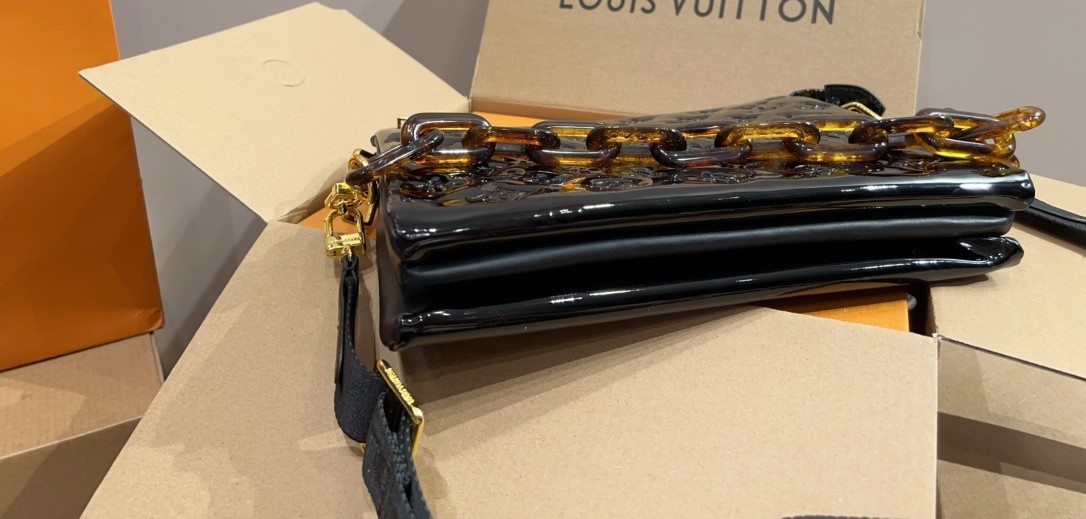 LV COUSSIN PM BAG BLACK 27CM M22614