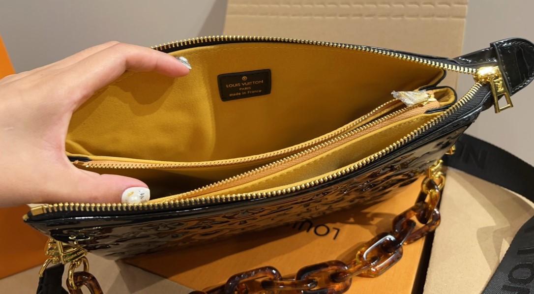 LV COUSSIN PM BAG BLACK 27CM M22614