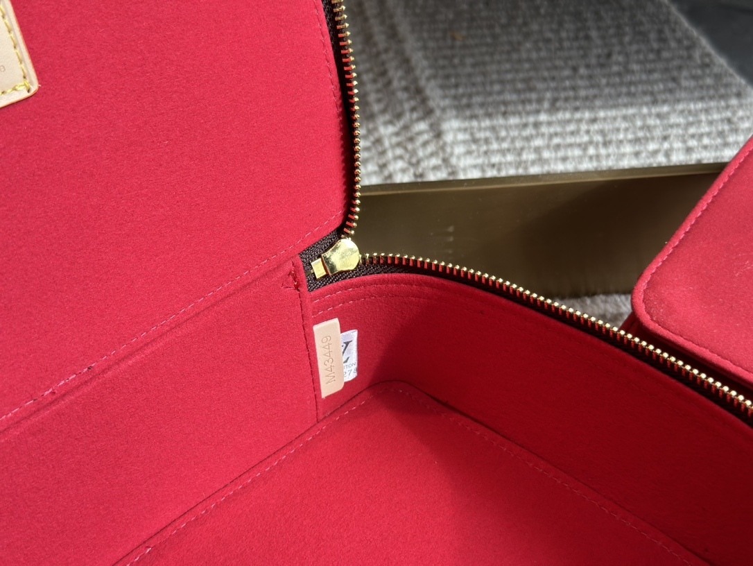 LV LV NICE JEWELRY CASE BROWN 23CM