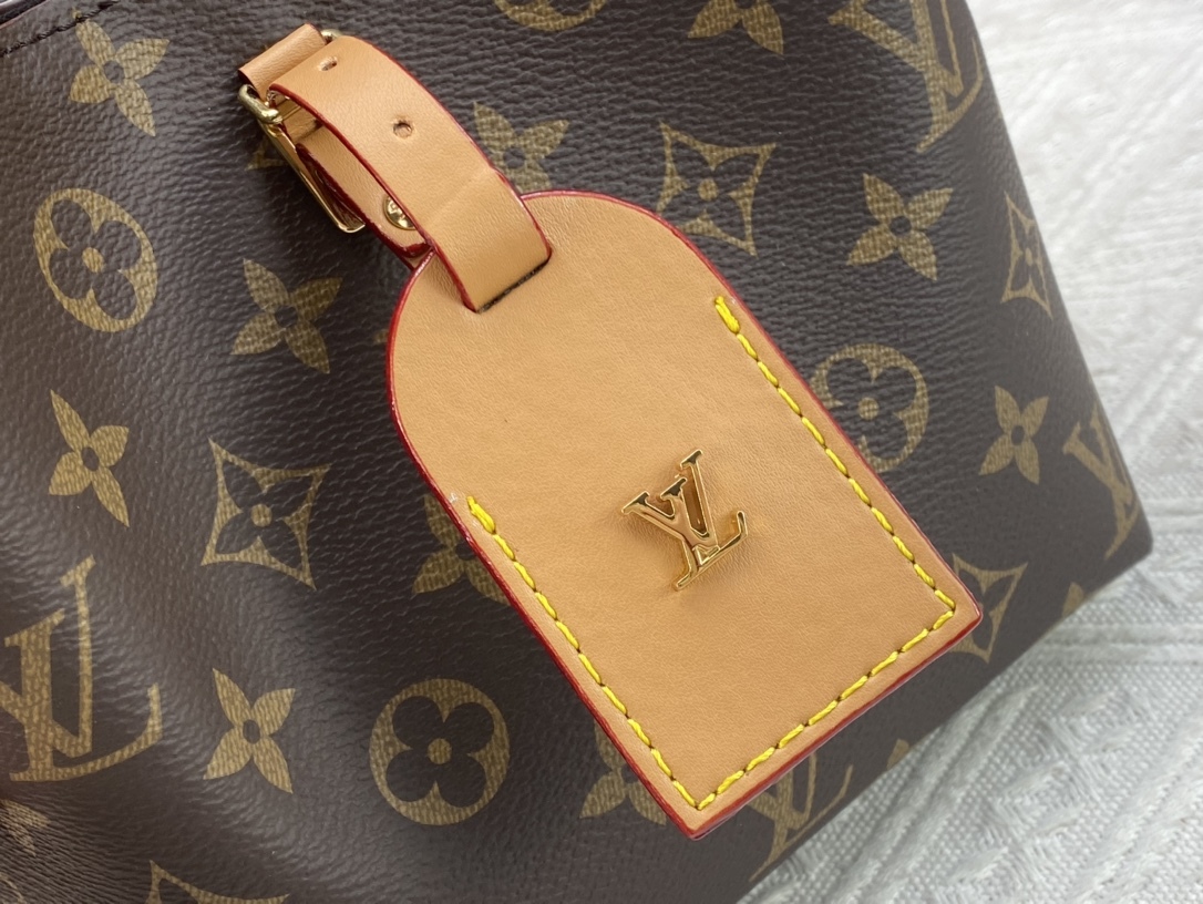 LV ATLANTIS BB BAG DARK BROWN 17CM M46817