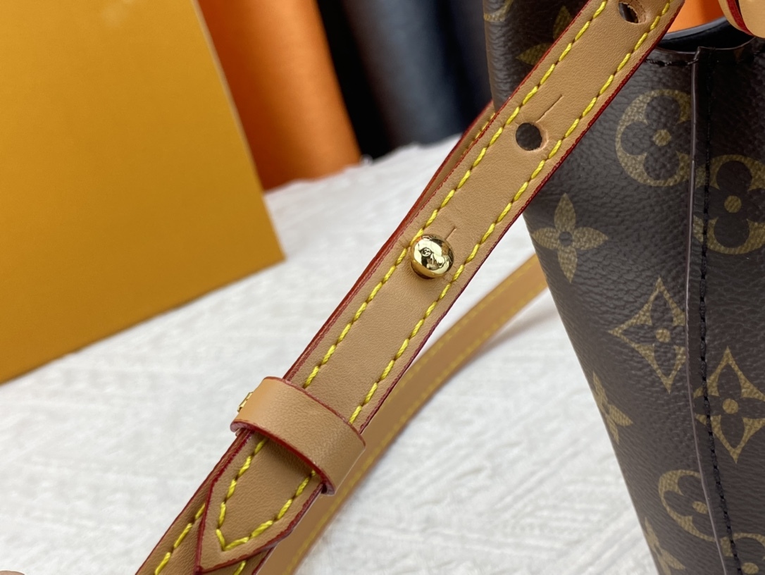 LV ATLANTIS BB BAG DARK BROWN 17CM M46817