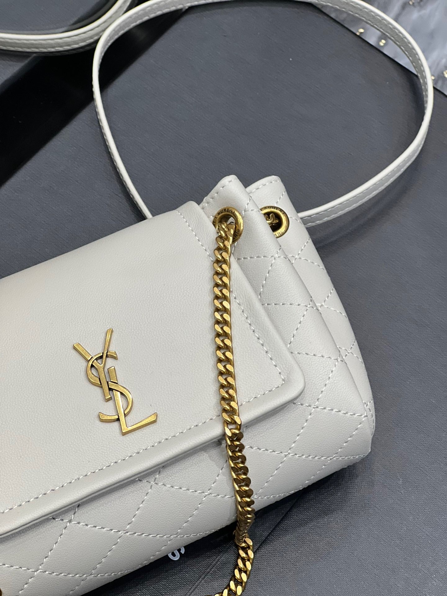 YSL MINI NOLITA IN LAMBSKIN BLANC VINTAGE 18CM 6727381EL079207