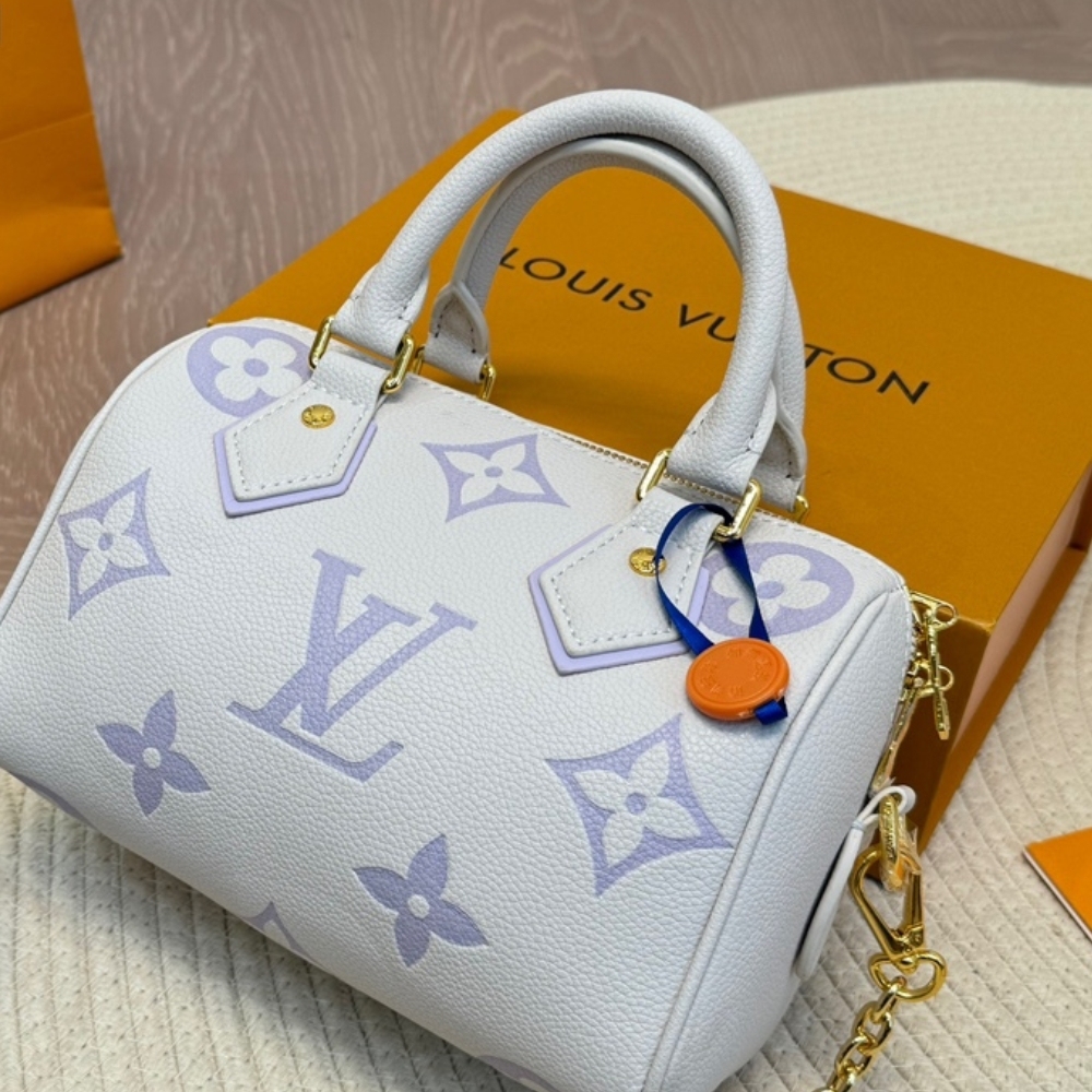 LV SPEEDY BANDOULIÈRE 20 WHITE AND PALE LAVENDER 20CM