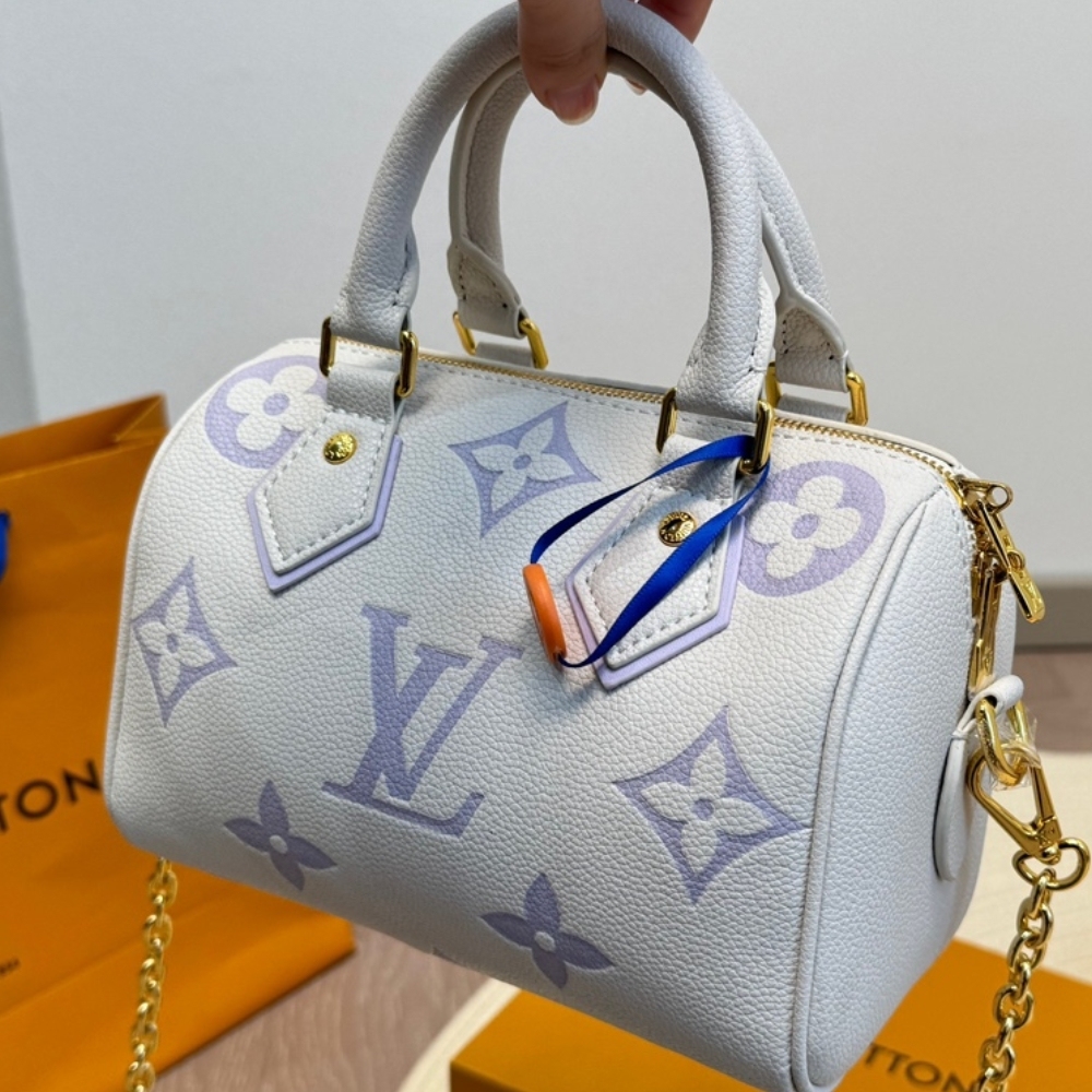 LV SPEEDY BANDOULIÈRE 20 WHITE AND PALE LAVENDER 20CM