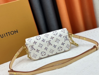 LV WALLET ON CHAIN IVY MULTICOLOR WHITE 23CM M83499