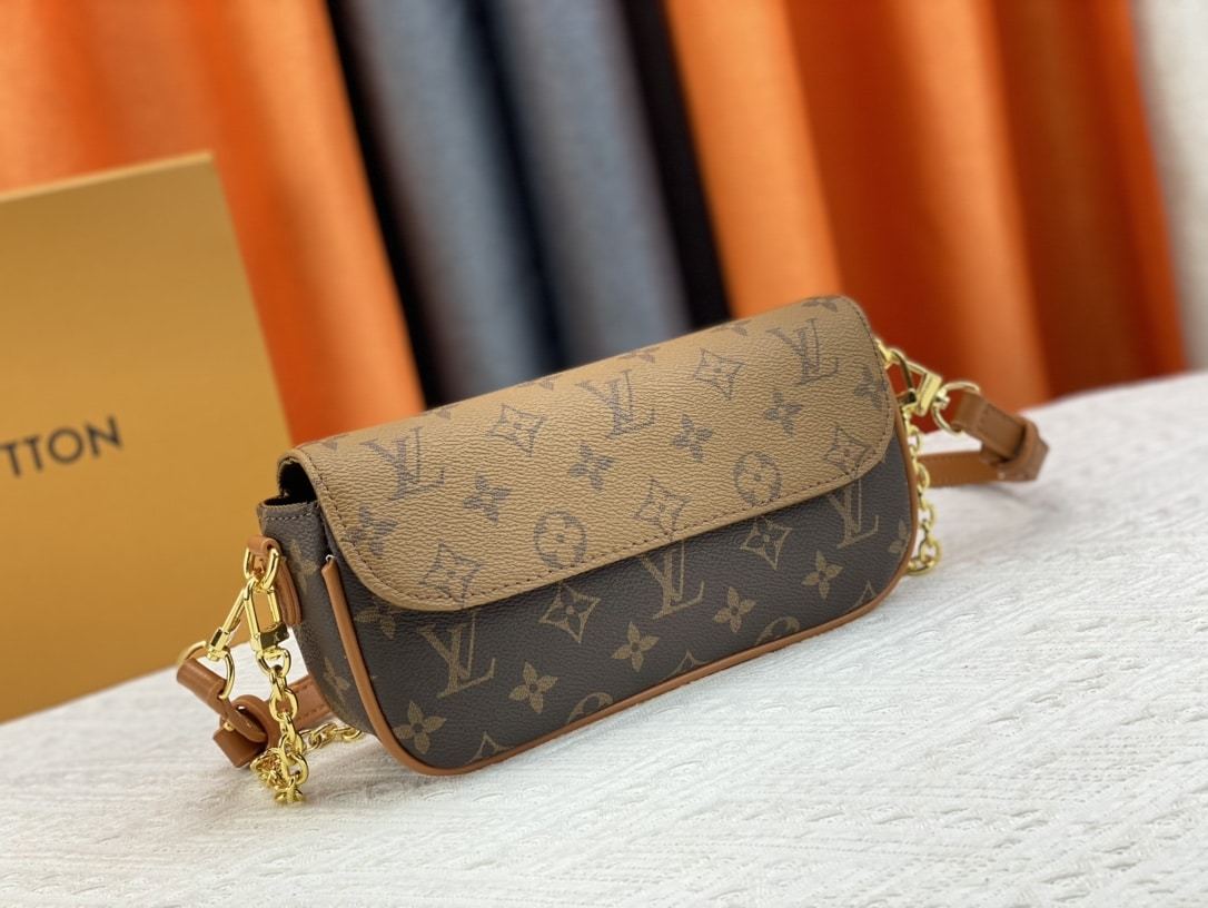 LV WALLET ON CHAIN IVY BEIGE BROWN M81911