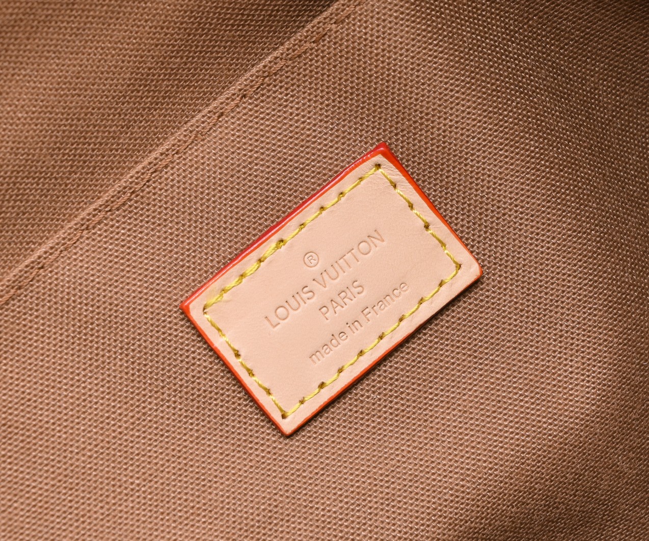 LV TOTALLY MONOGRAM CANVAS MM 43CM