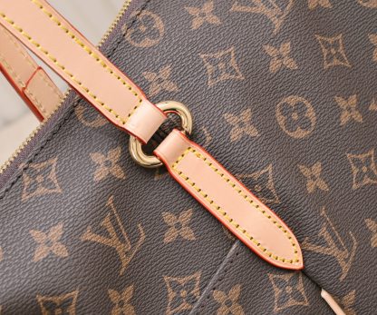 LV TOTALLY MONOGRAM CANVAS MM 43CM