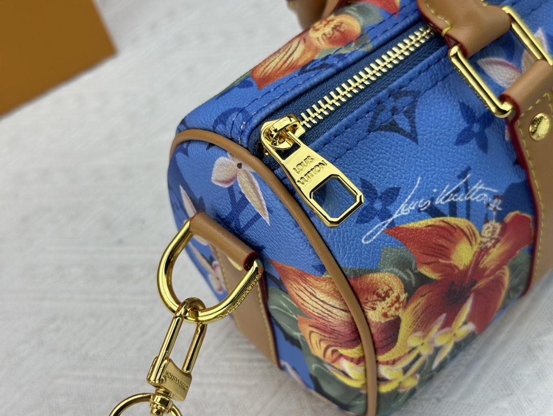 LV KEEPALL BANDOULIERE 25 BRIGHT BLUE 25CM M24999
