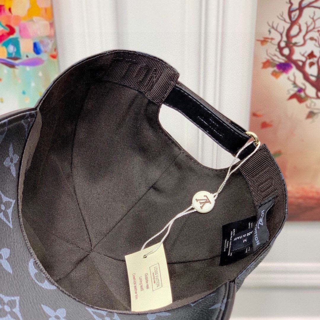 LV MONOGRAM COATED CANVAS CAP BLACK