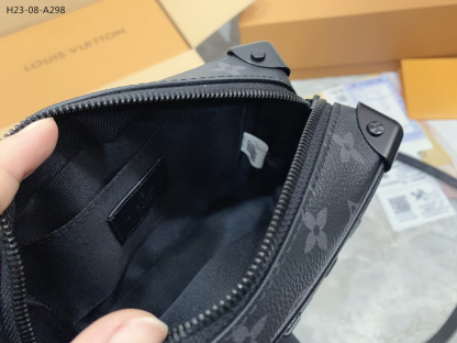 LV MINI SOFT TRUNK 20CM M44735