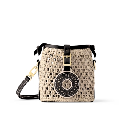 LV NOÉ PURSE BLACK 18CM