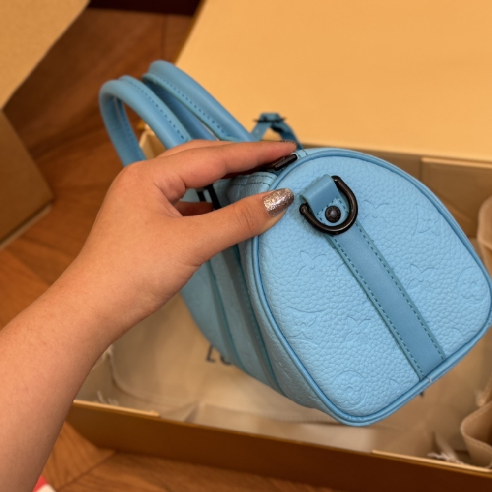 LV KEEPALL BANDOULIÈRE 25 TURQUOISE 25CM M11996
