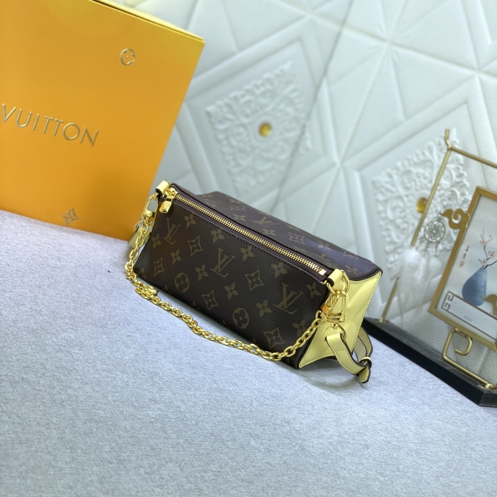 LV VANITY CASE PM 22CM M46758