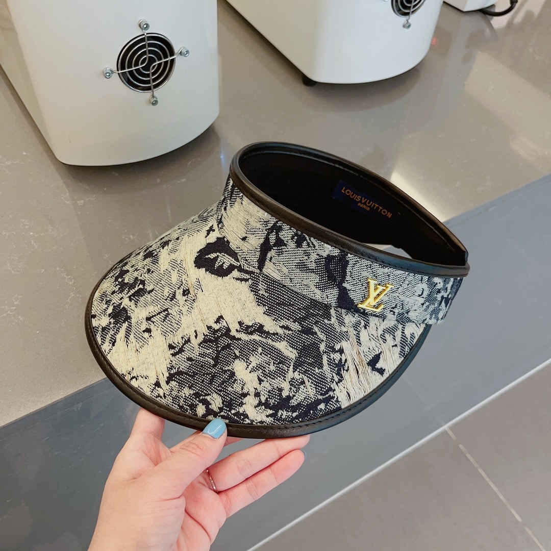 LV VISOR HAT BLACK