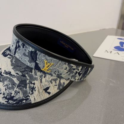 LV VISOR HAT BLACK
