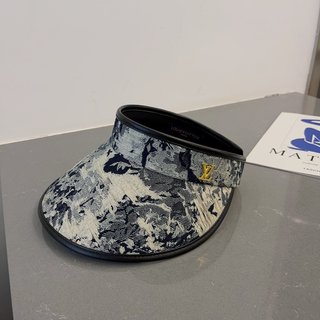 LV VISOR HAT BLACK