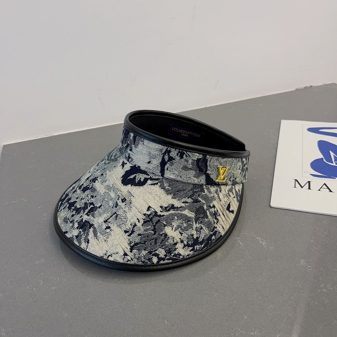 LV VISOR HAT BLACK