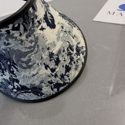 LV VISOR HAT BLACK