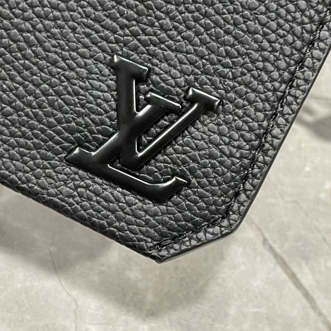 LV FASTLINE WEARABLE WALLET BLACK 17.3CM M82085