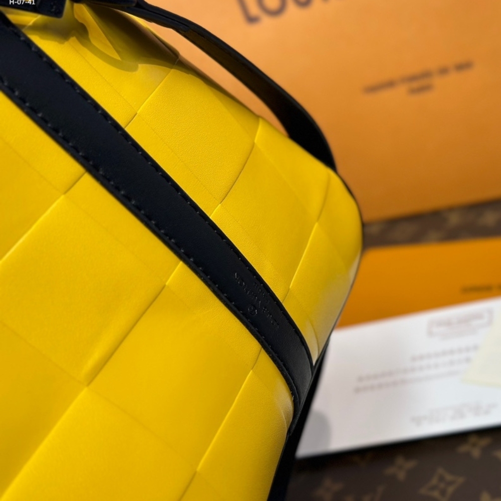 LV KEEPALL BANDOULIÈRE 50 YELLOW 50CM M25019