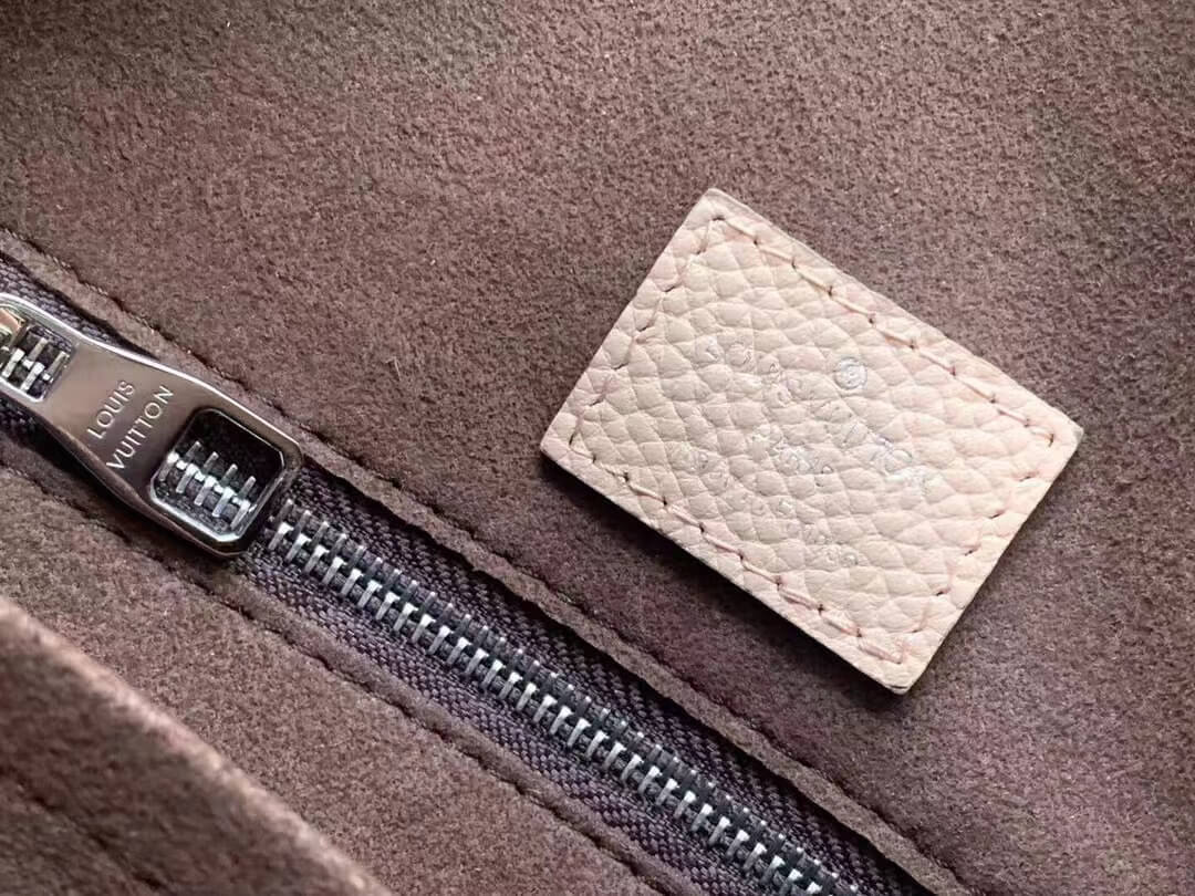 M51219 Babylone Chain BB Shoulder Bag Mahina leather Pink Magnolia