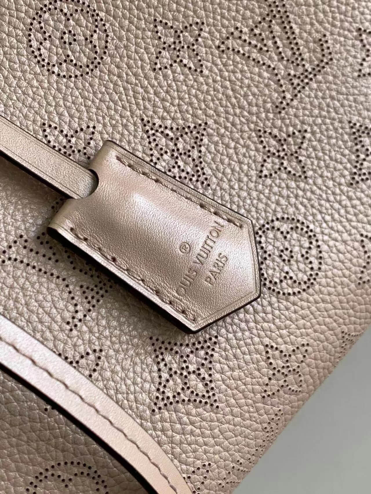 M54353 Hina PM Magnolia pink silver hardware tote bucket bag Two bags in one (2 in 1)