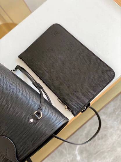 SAC NEVERFULL MM M40932 black Noir Epi Leather