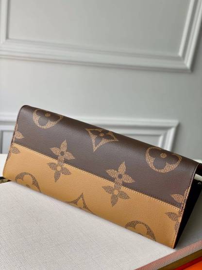 ONTHEGO GM TOTE BAG M45320 BROWN RED MONOGRAM REVERSE TORON