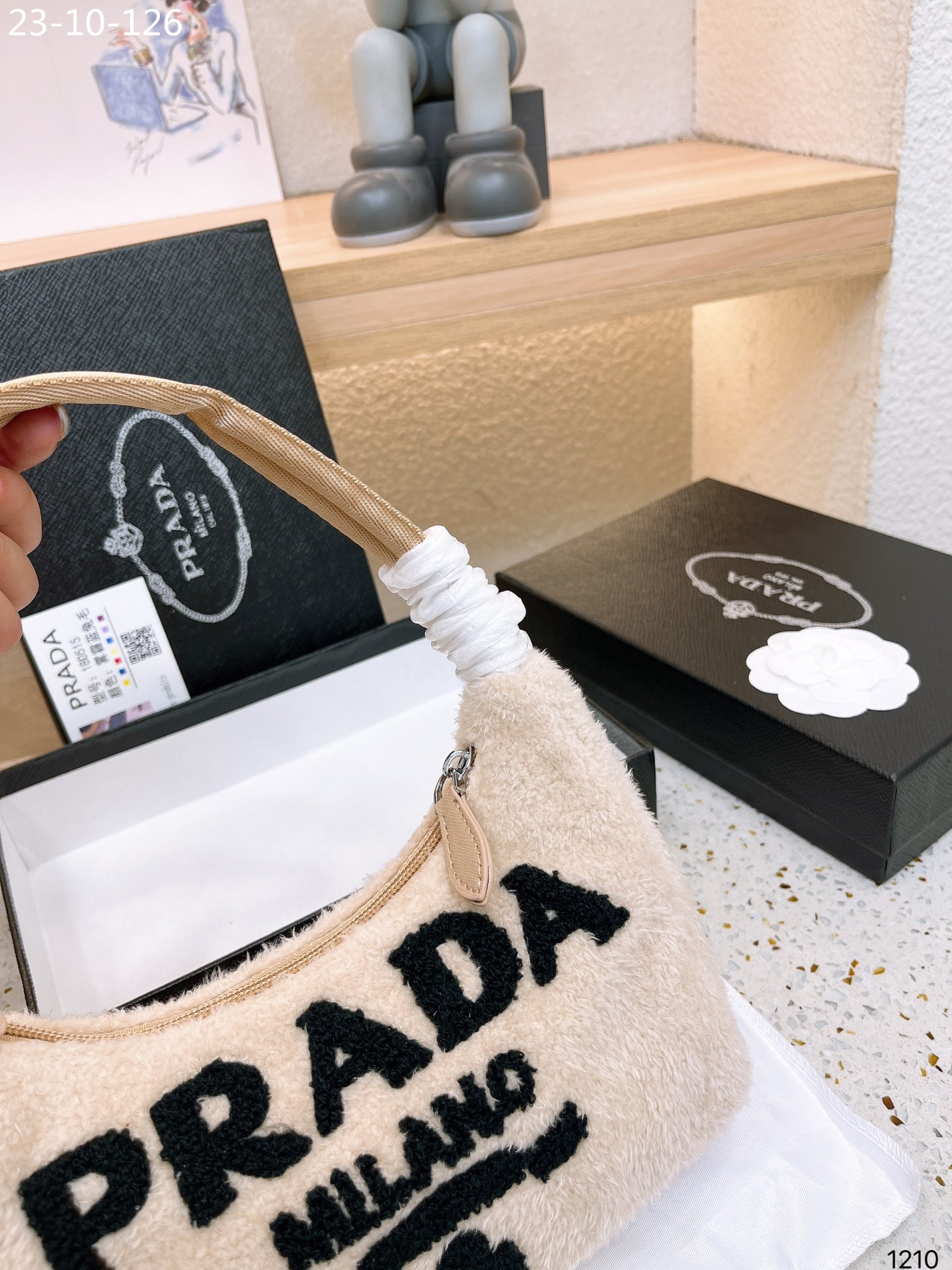 PR RE-EDITION 2000 TERRY MINI BAG BEIGE 23CM