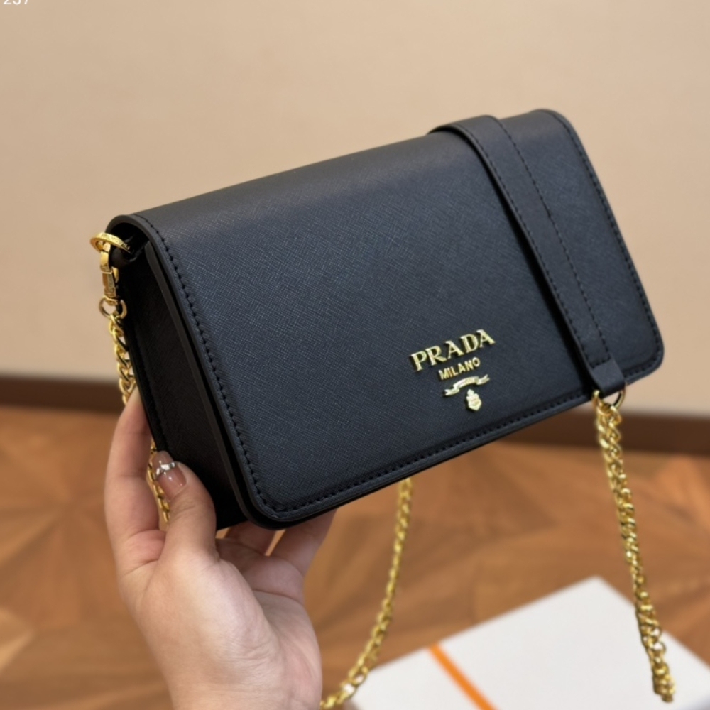 PR SAFFIANO LEATHER MINI BAG BLACK 22CM 1BP018 NZV F0002 V COO