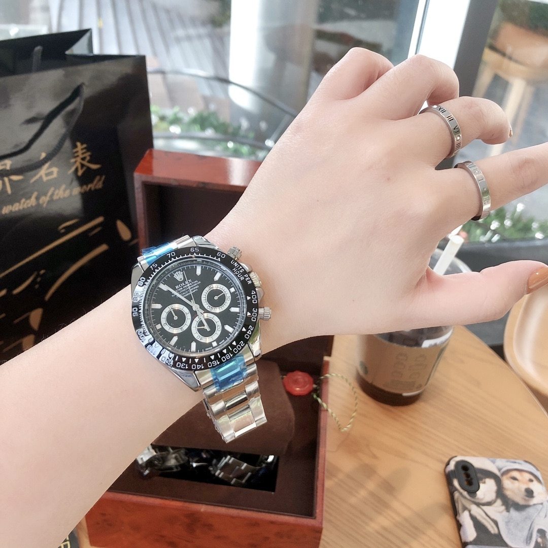 ROLEX OYSTER PERPETUAL COSMOGRAPH DAYTONA BLACK 40MM M126500LN 0002