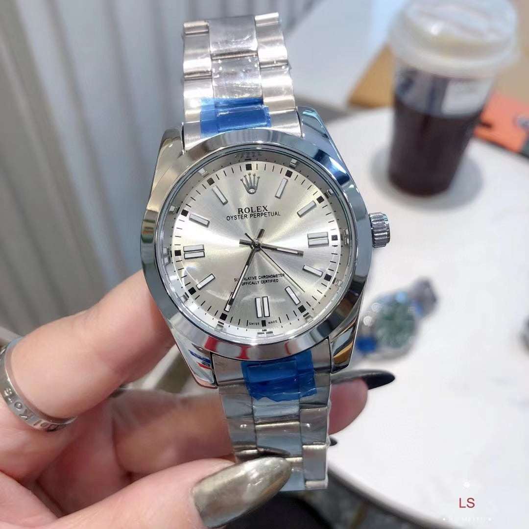 ROLEX OYSTER PERPETUAL WATCH 41MM SILVER DIAL 124300 0006