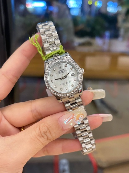 ROLEX LADY DATEJUST 28 SILVER JUBILEE DIAMOND DIAL IN WHITE 28MM