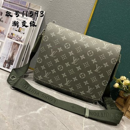 Robert HAUER - LV bag