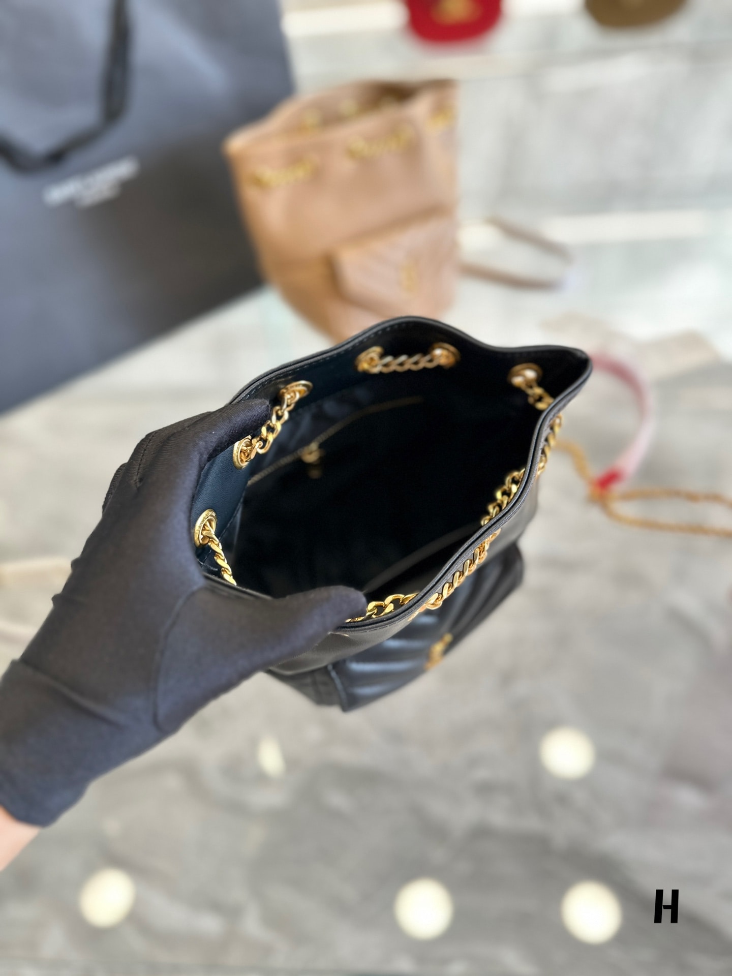 YSL JOE MINI BUCKET BAG IN QUILTED LAMBSKIN BLACK 19CM 7016311EL071000