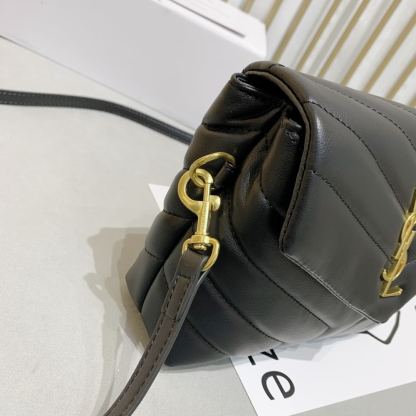YSL LOULOU TOY STRAP BAG IN QUILTED Y LEATHER BLACK 678401DV7071000