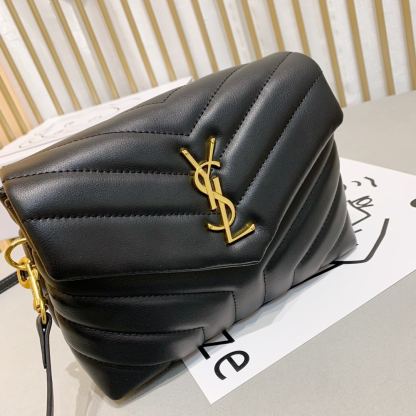 YSL LOULOU TOY STRAP BAG IN QUILTED Y LEATHER BLACK 678401DV7071000