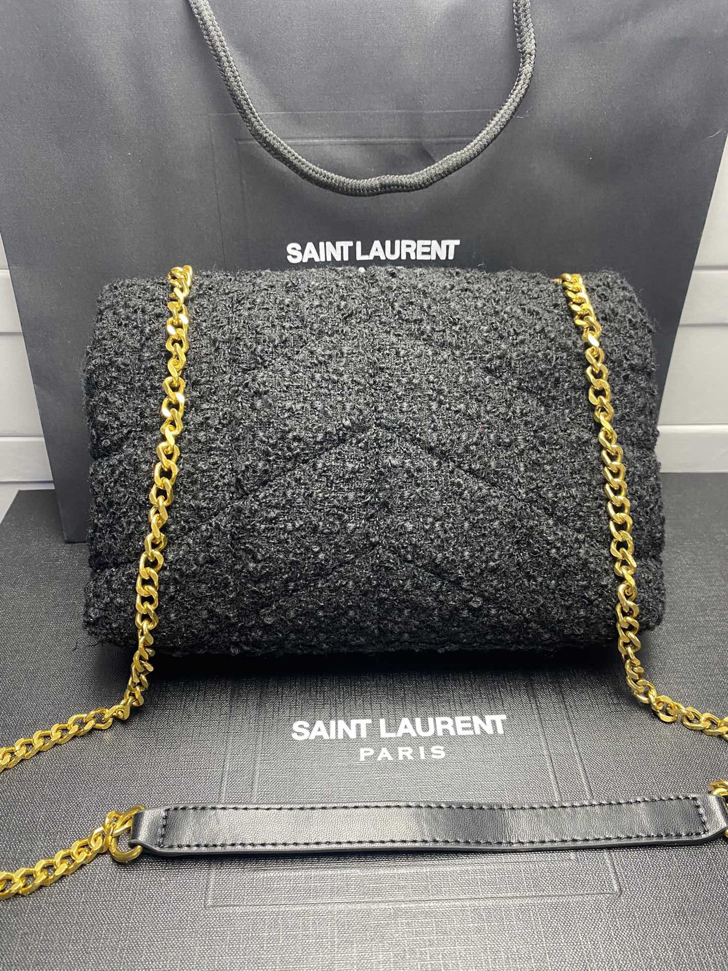 YSL SMALL LOULOU BOUCLE BAG BLACK 23CM
