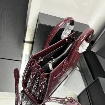 YSL SAC DE JOUR NANO IN CROCODILE EMBOSSED LEATHER BORDEAUX 26CM 392035DND1N6475