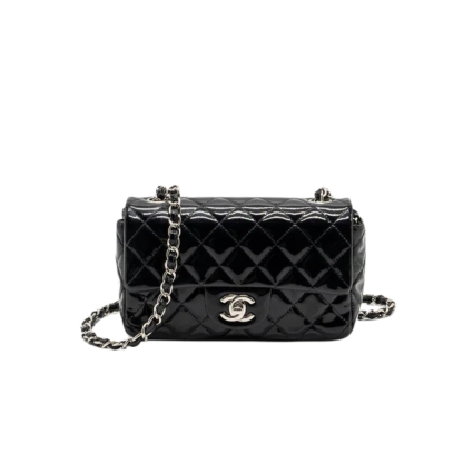CC MINI RECTANGULAR FLAP BAG PATENT BLACK 18CM