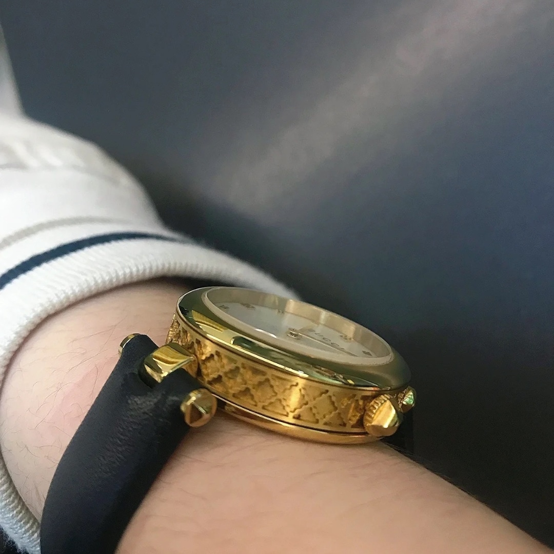 GUCCI DIAMANTISSIMA SWISS QUARTZ WITH BLACK STRAP AND GOLD TONE 27MM YA141404