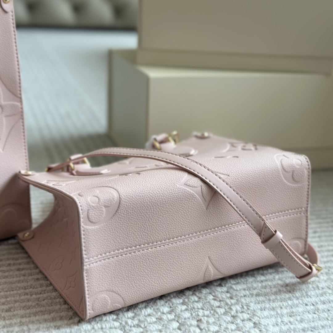 LV ONTHEGO PM MONOGRAM EMPREINTE PINK OPALE 25CM M47135
