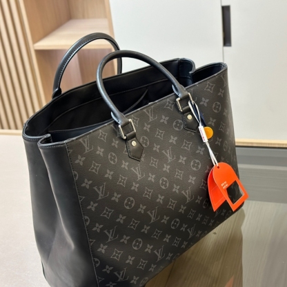 LV MONOGRAM ECLIPSE GRAND SAC TOTE BLACK 33CM
