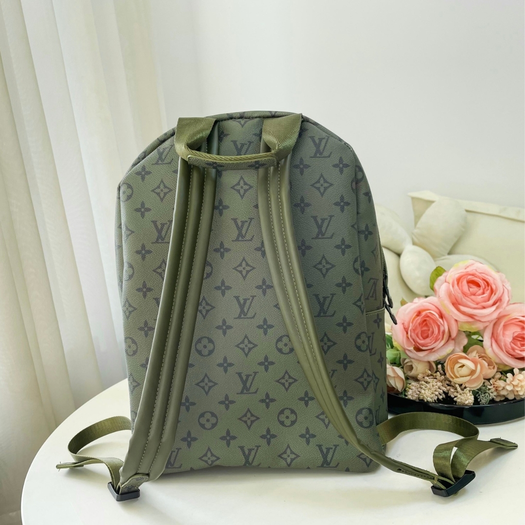 LV DISCOVERY BACKPACK PM GREEN 43CM M46802